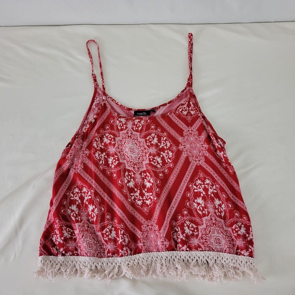 Rue 21 Womens Blouse Large Top Red Crochet Hem Sleeveless Spaghetti Strap Shirt - Picture 3 of 8